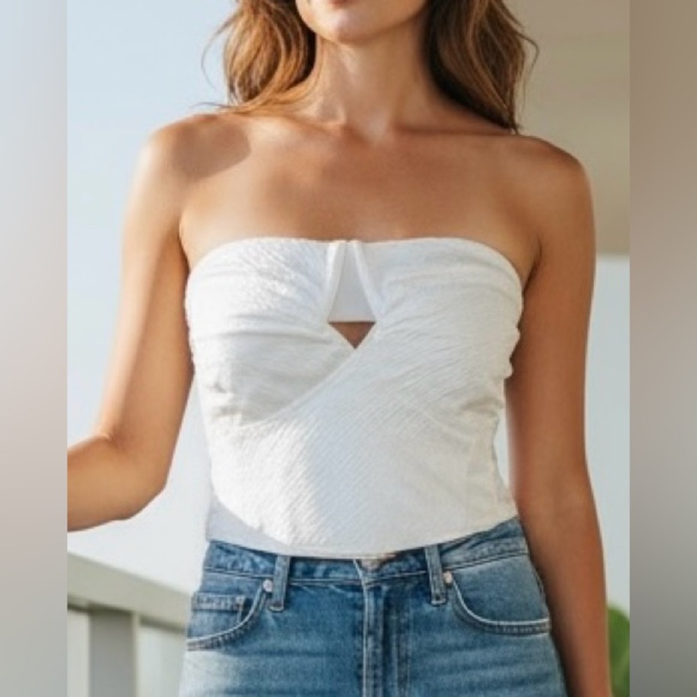 RtA Women’s White Strapless blouse tube top Textured Keyhole front Size 8 large